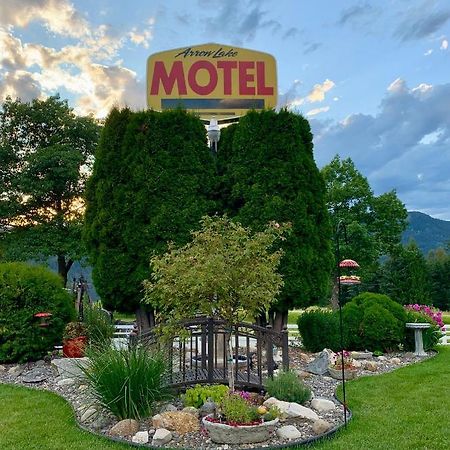 Arrow Lake Motel Fauquier エクステリア 写真